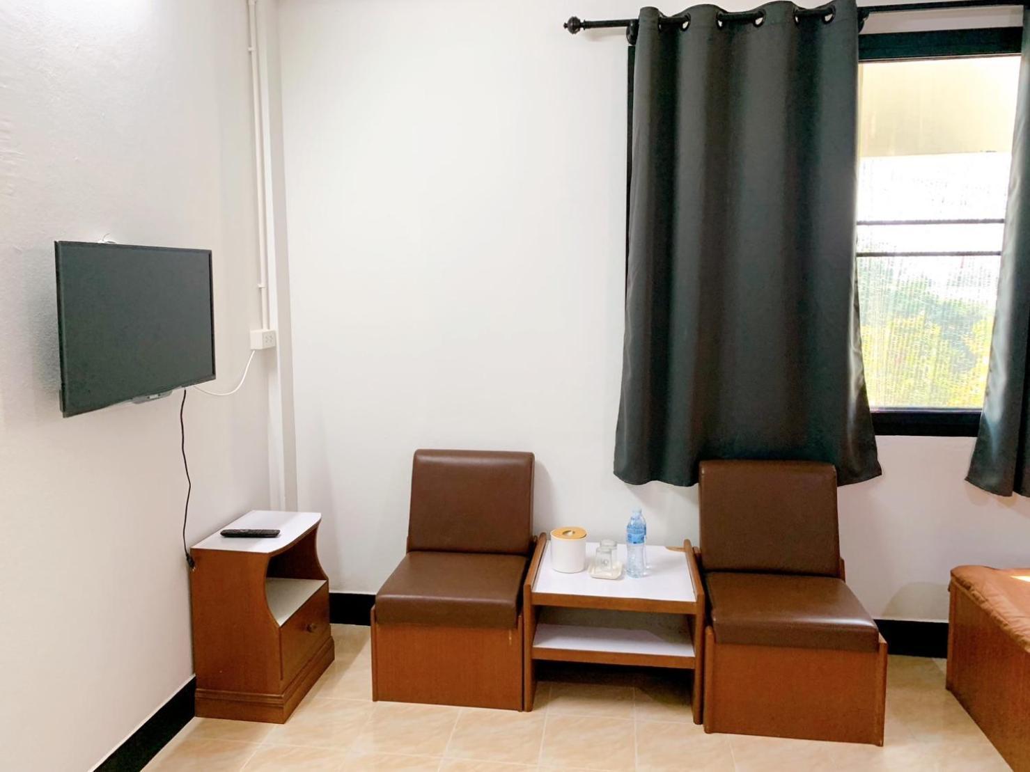 Tokyo Hotel Nakhonratchasima Esterno foto
